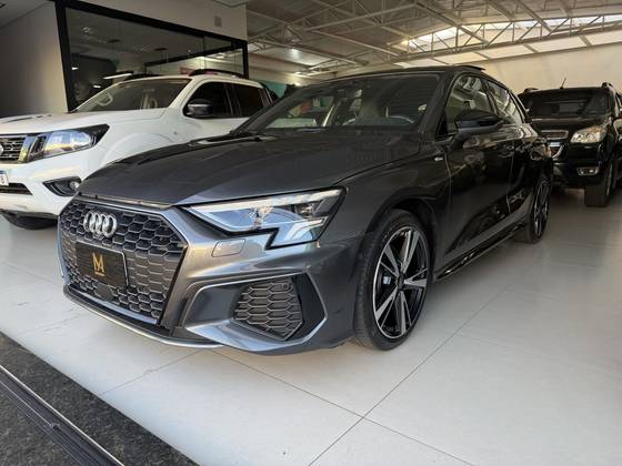 AUDI A3 2.0 40 TFSI MHEV SPORTBACK PERFORMANCE BLACK S-TRONIC